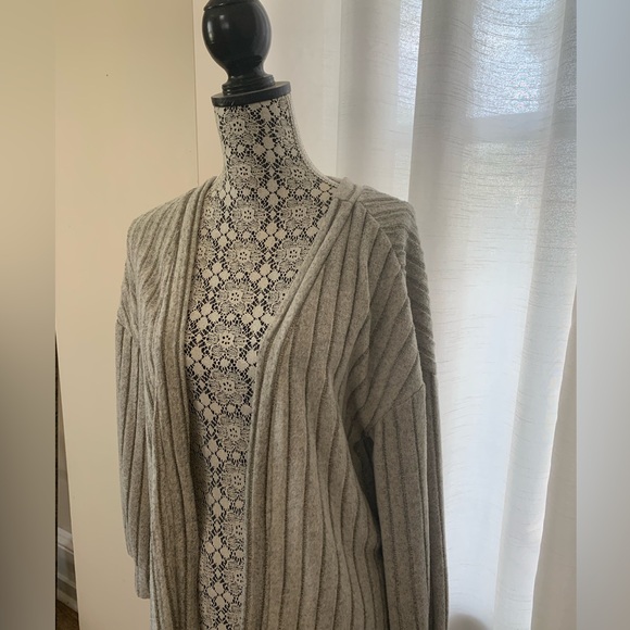 Light grey ribbed cardigan - Picture 4 of 9
